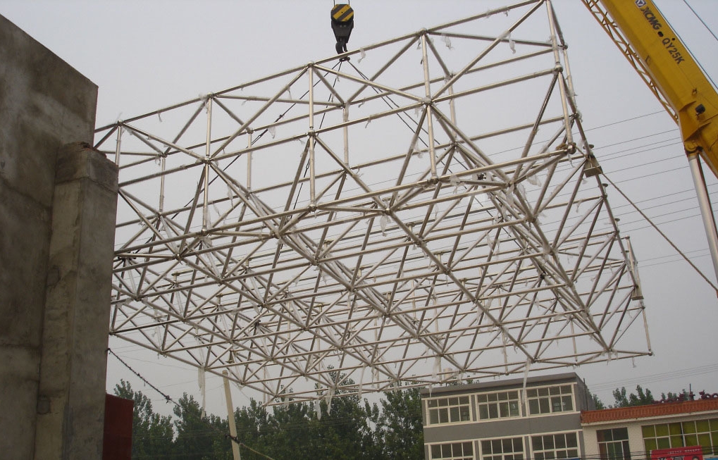 临沧不锈钢门头网架安装